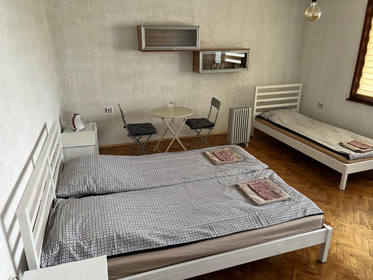 White Guest House 2 Karlovo Kültér fotó